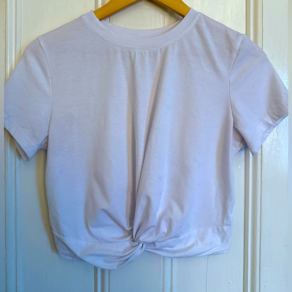 SHEIN- EZWear Solid Twist - Front Cropped Tee